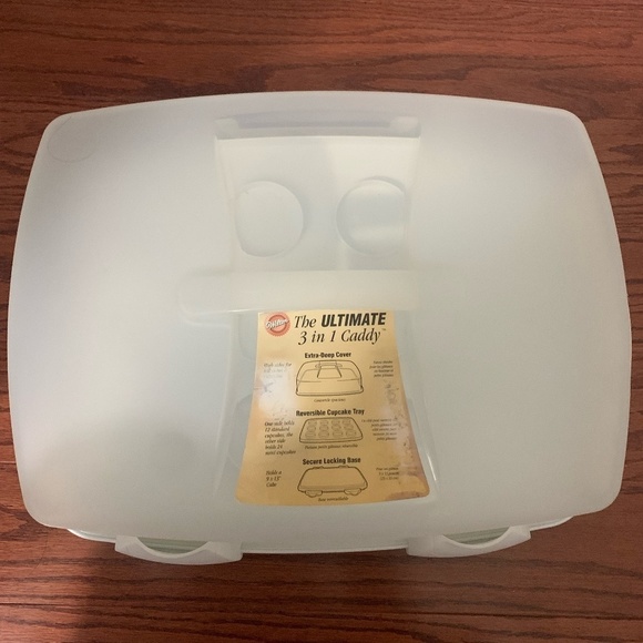 Wilton Other - The Ultimate 3 in 1 Cady  Cake and Cupcake Tray
